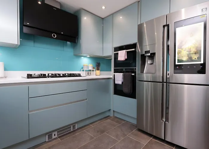 Kites House Long Sleep 8 Free Parking And Wi-fi Bristol